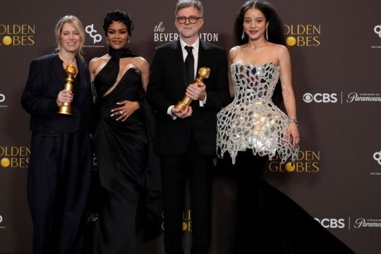 Golden Globes/ One battle after another